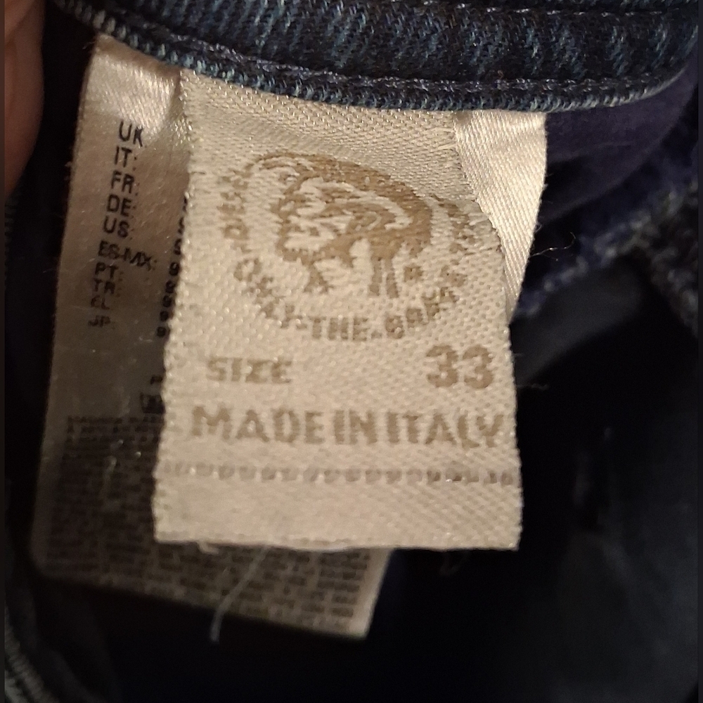 EUC Y2K Diesel Buster 0677K Button Fly Regular Slim-Fit Unisex Denim SZ 33EU - Picture 9 of 10